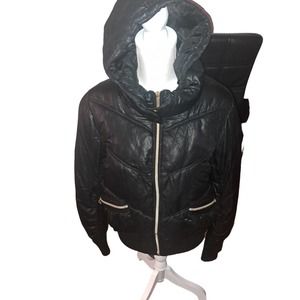 Ecko Red SZ XL Ladies or Mens Puffer Black Jacket with Removable Hood